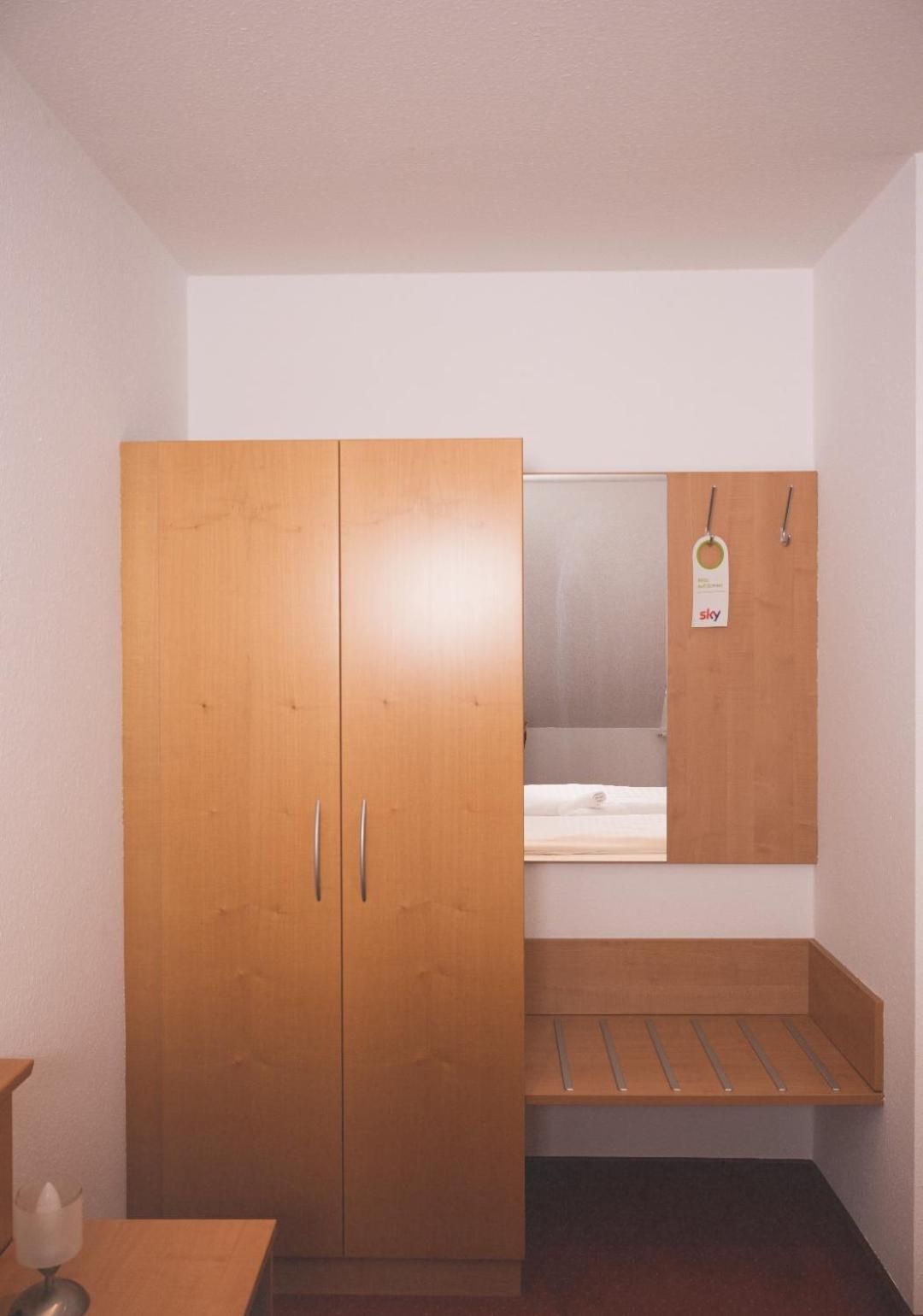 Hotel Restaurant Zehntscheune Sinsheim Bagian luar foto